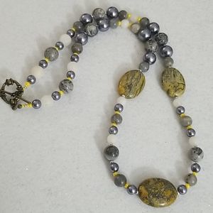 NEW! Claybank crazy lace agate oval pendant neckla